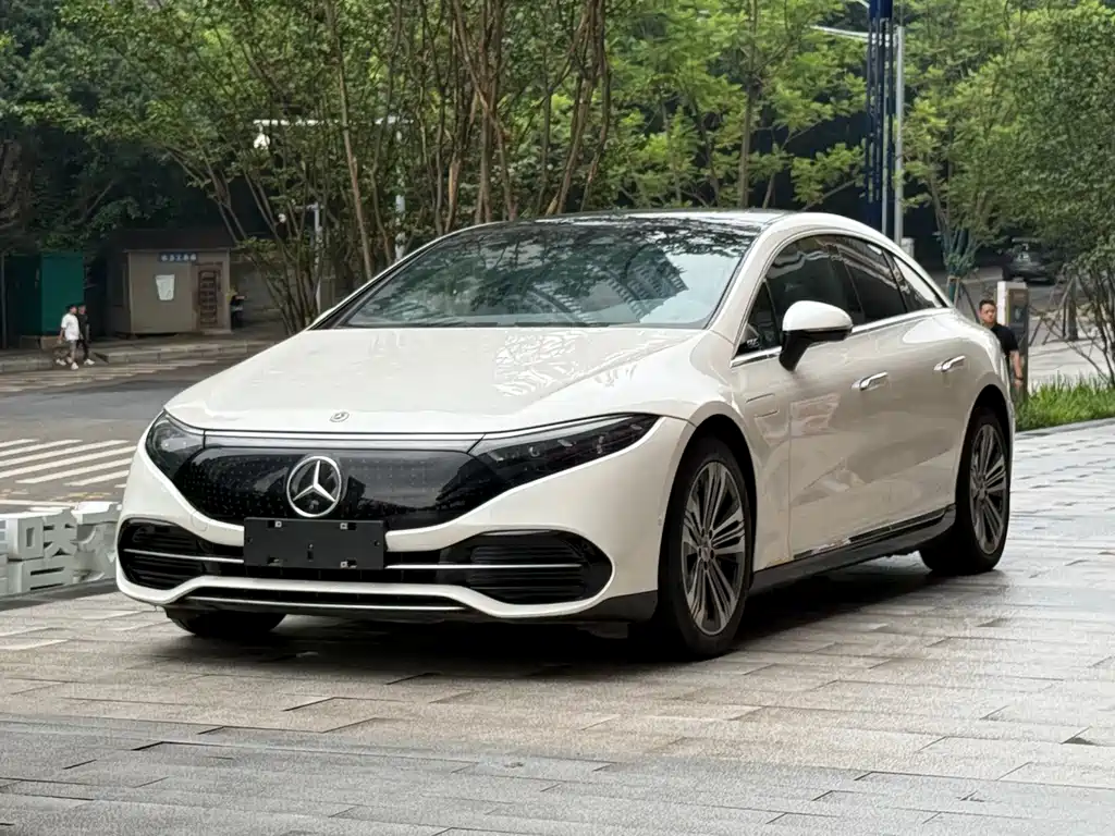 Mercedes-Benz EQS