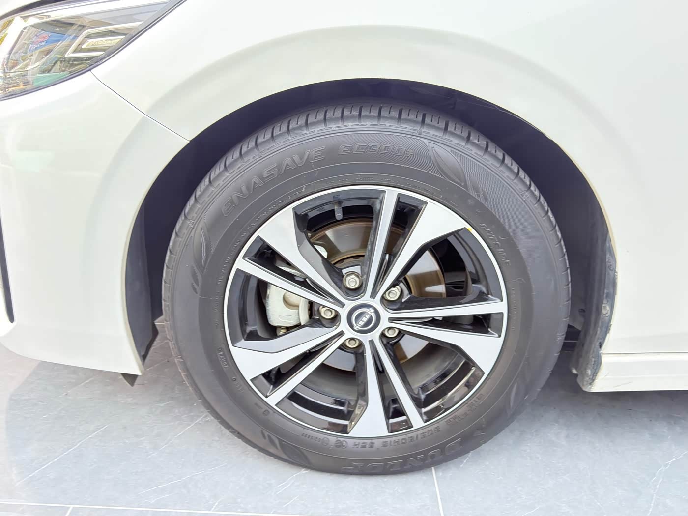 Nissan Sylphy 1.6 л 2024 г. Белый, пробег 41000 км