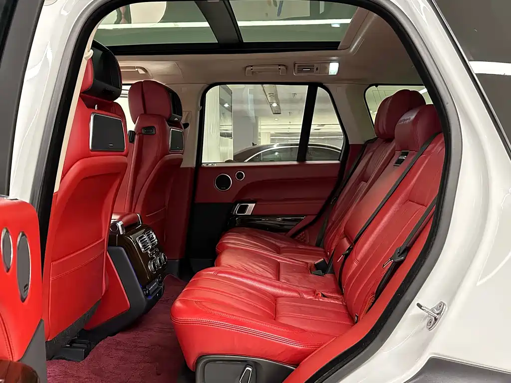 Land Rover Range Rover — миниатюра 14