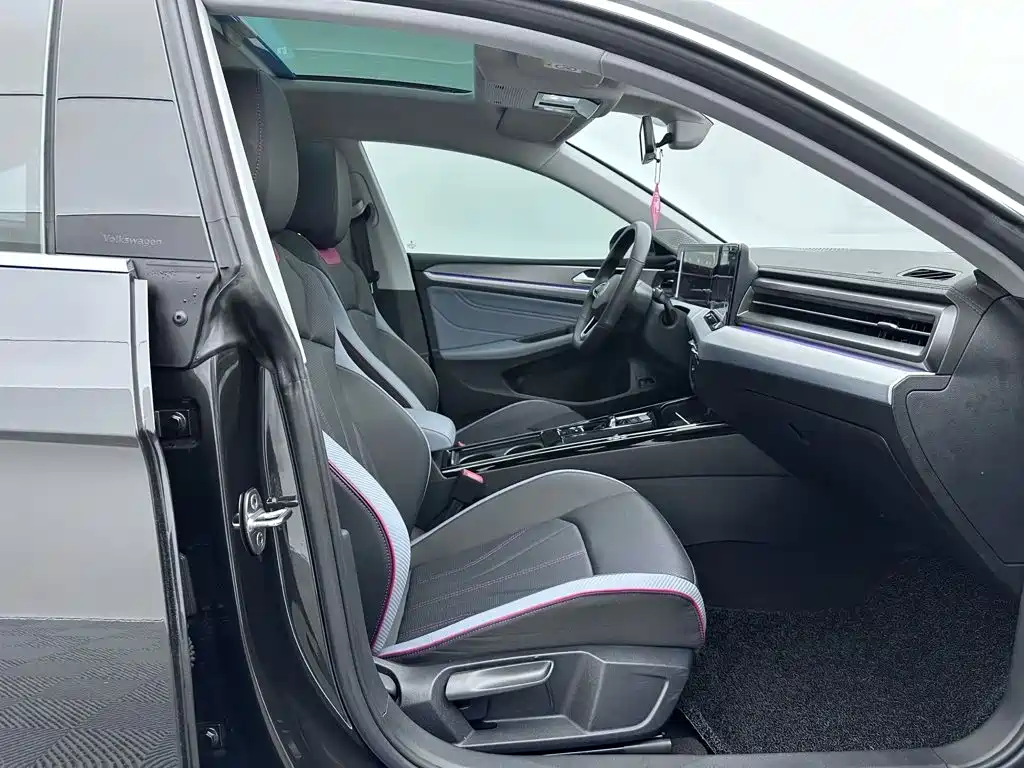 Volkswagen Lamando — миниатюра 10