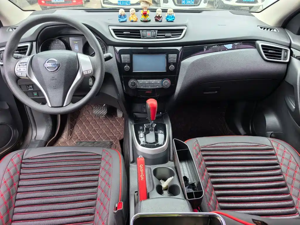 Nissan Qashqai — миниатюра 9