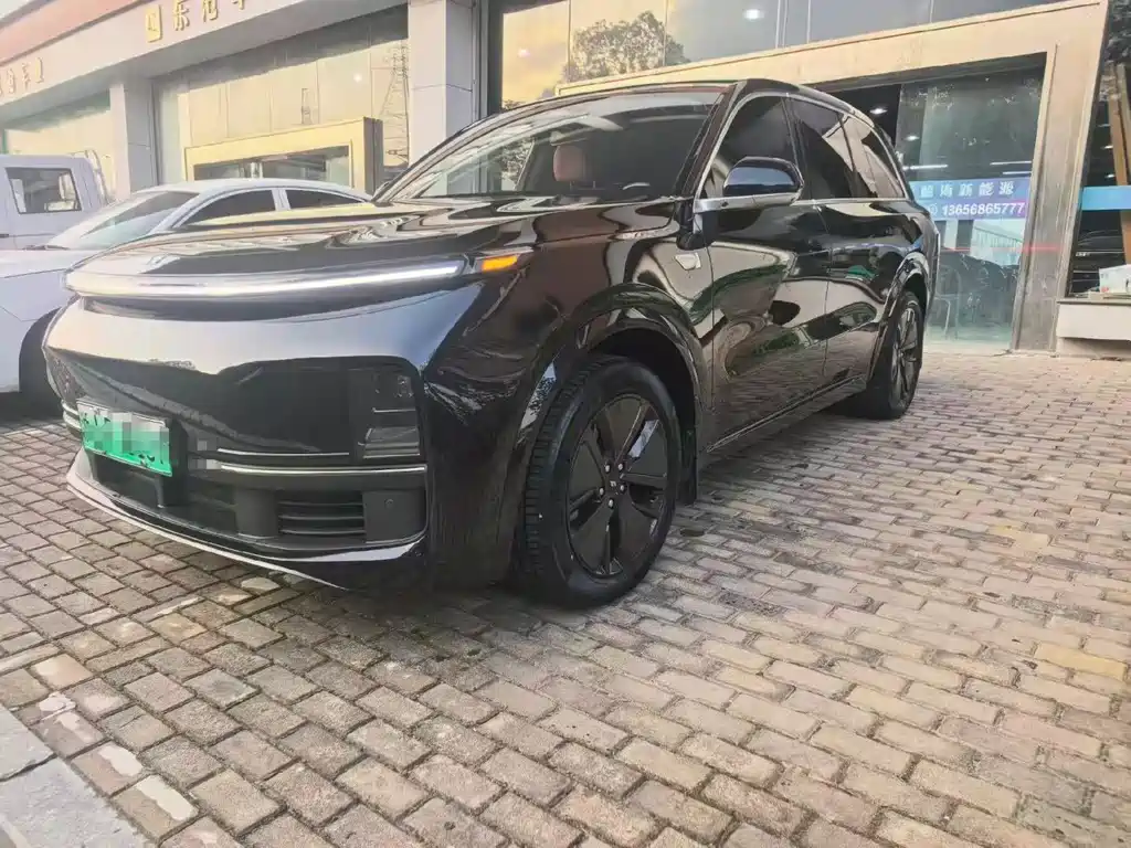 Li Auto Li L8