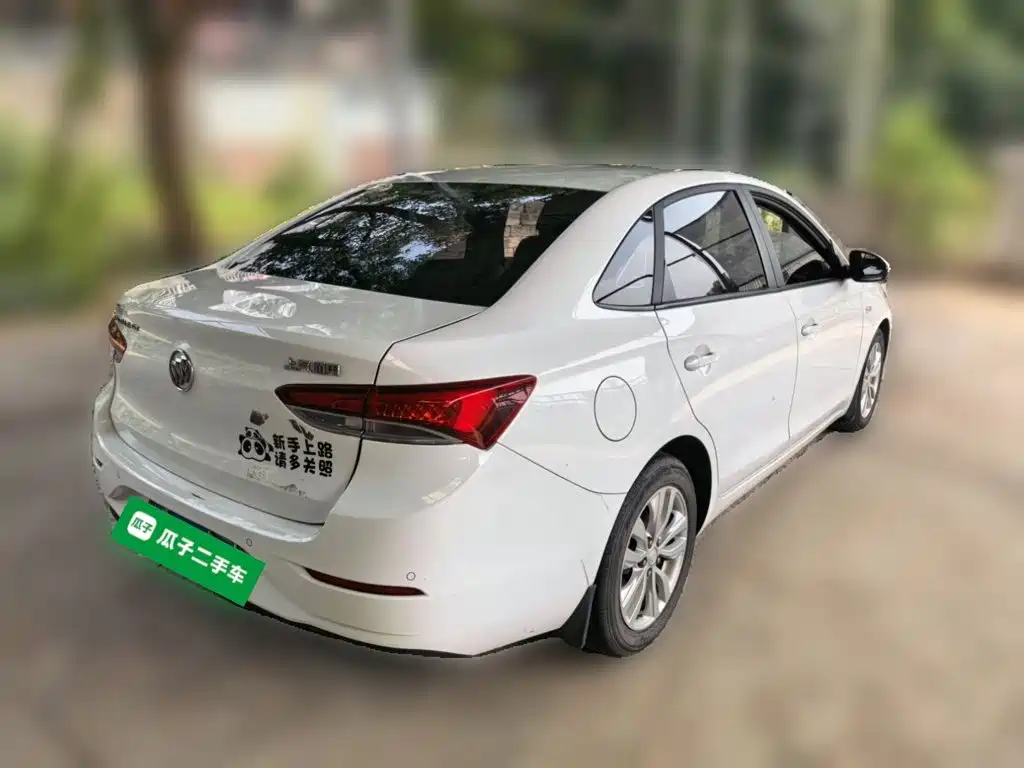 Buick Excelle — миниатюра 4