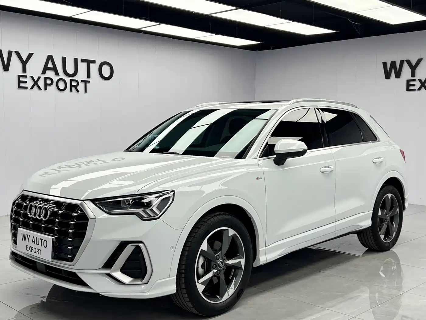 奥迪Q3 2022款 35 TFSI 时尚动感型 2021