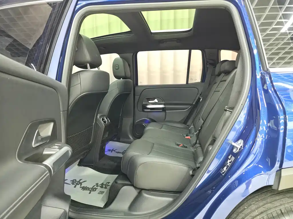 Mercedes-Benz EQB — миниатюра 5