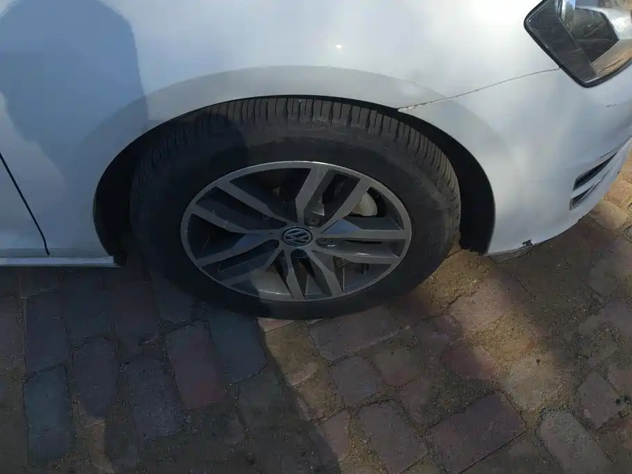 Volkswagen Golf — миниатюра 6