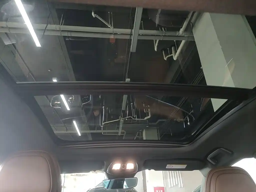Volvo S90 — миниатюра 18
