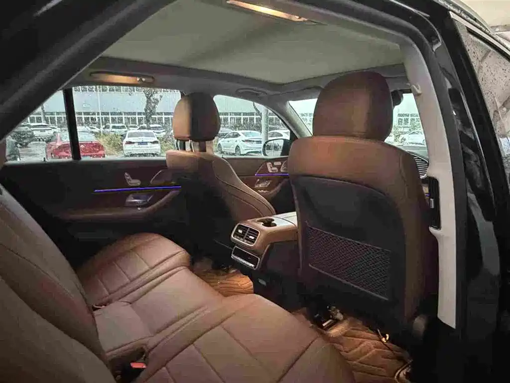 Mercedes-Benz GLE (Import) — миниатюра 6