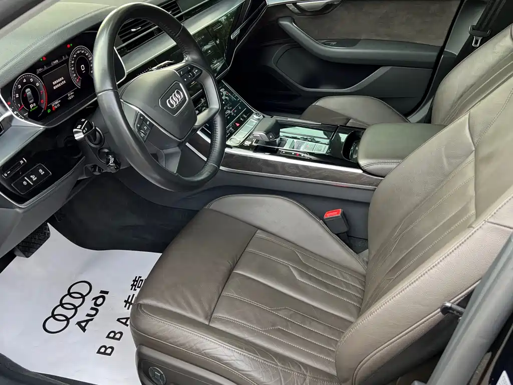 Audi A8 — миниатюра 4