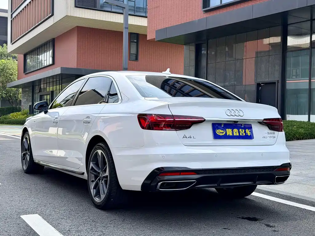 Audi A4L — миниатюра 4