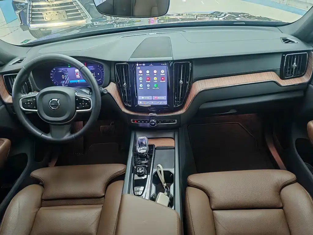 Volvo XC60 — миниатюра 8