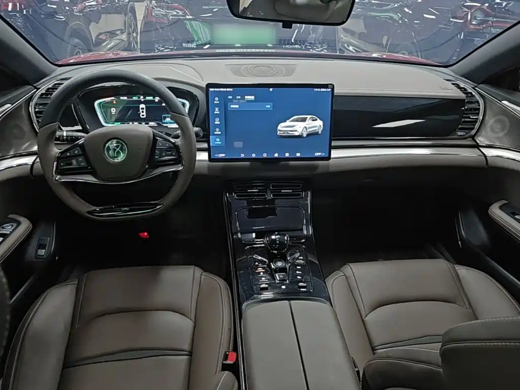 BYD Han — миниатюра 10