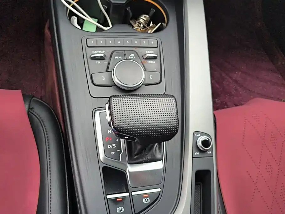 Audi A4L — миниатюра 16
