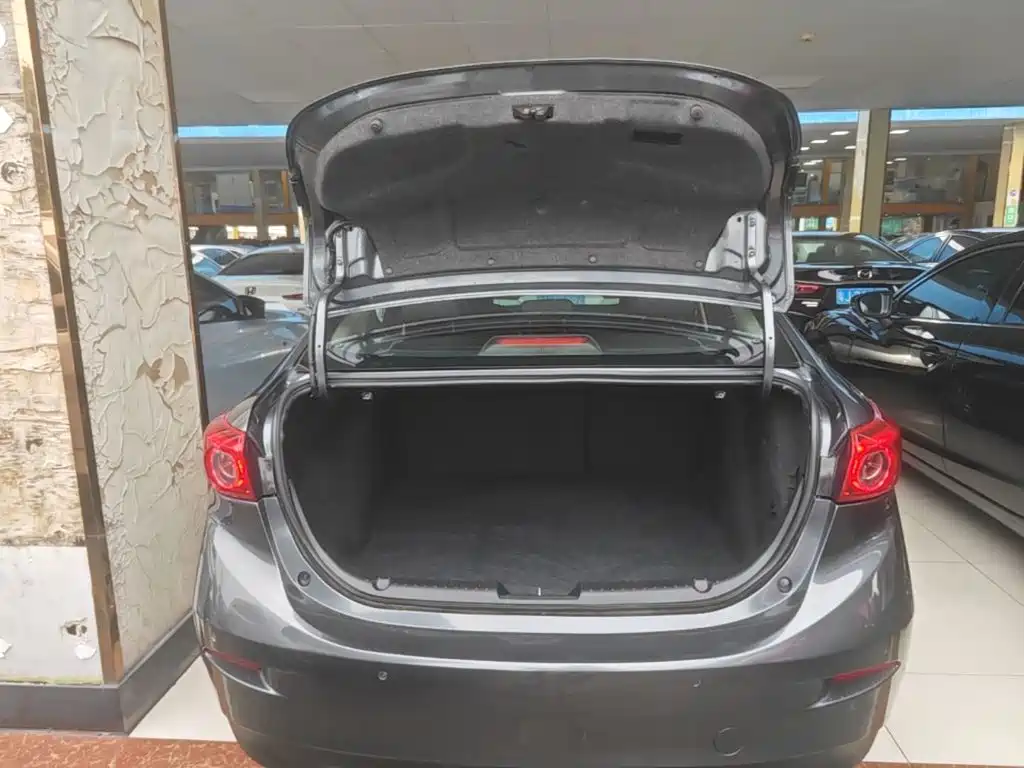 Mazda 3 Axela — миниатюра 19