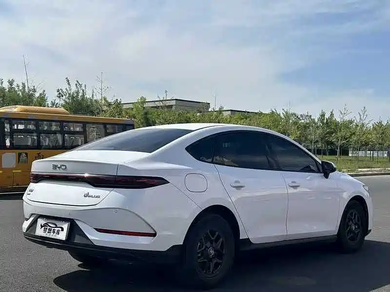 BYD Qin L — миниатюра 7