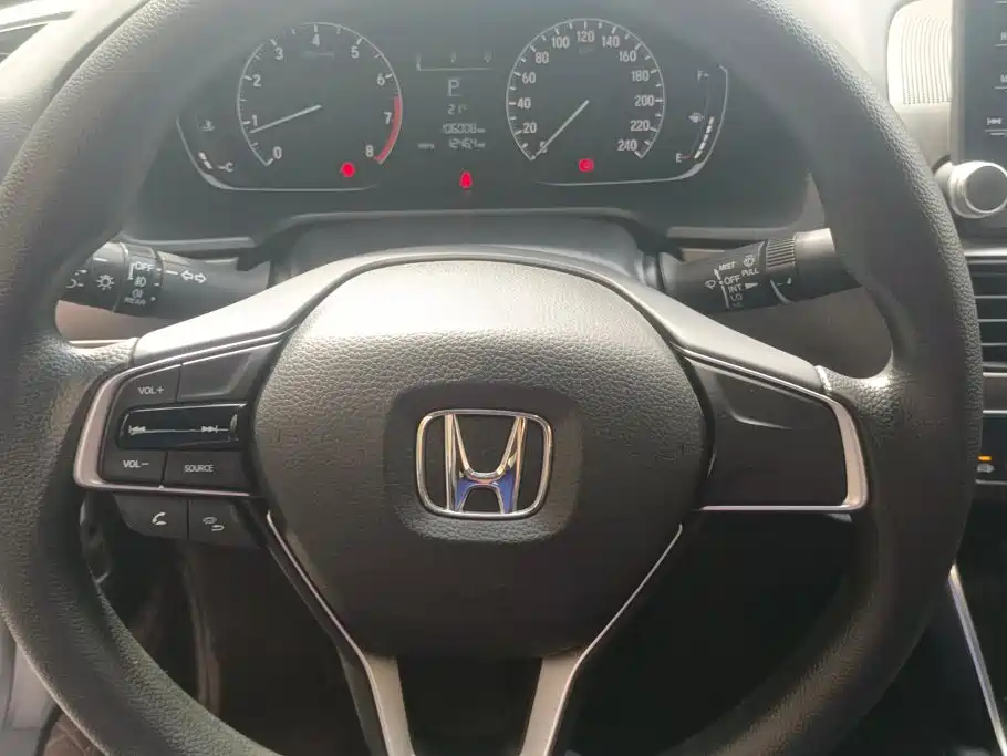 Honda Accord — миниатюра 15