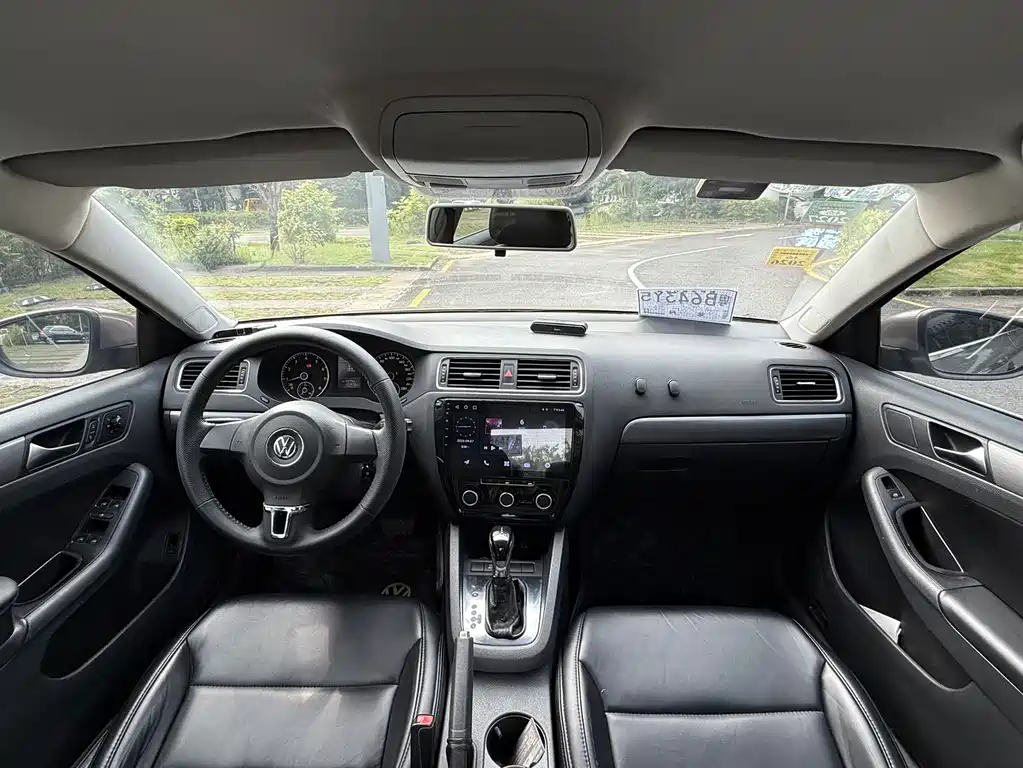 Volkswagen Sagitar — миниатюра 8