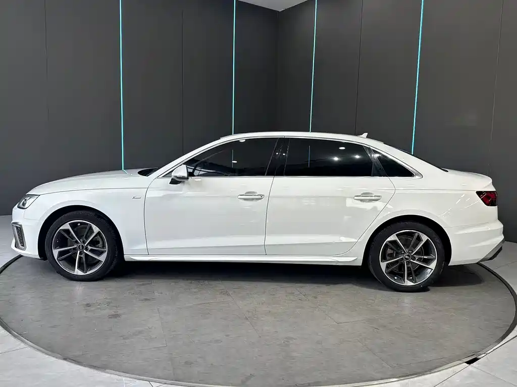 Audi A4L — миниатюра 4