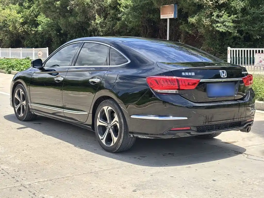 Honda Spirior — миниатюра 5