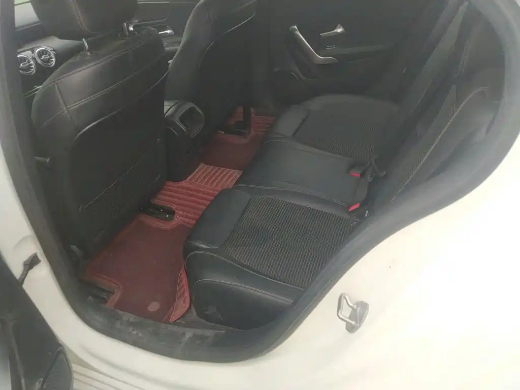 Mercedes-Benz A-Class (Import) — миниатюра 13