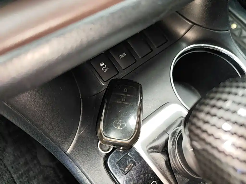Toyota Highlander — миниатюра 9