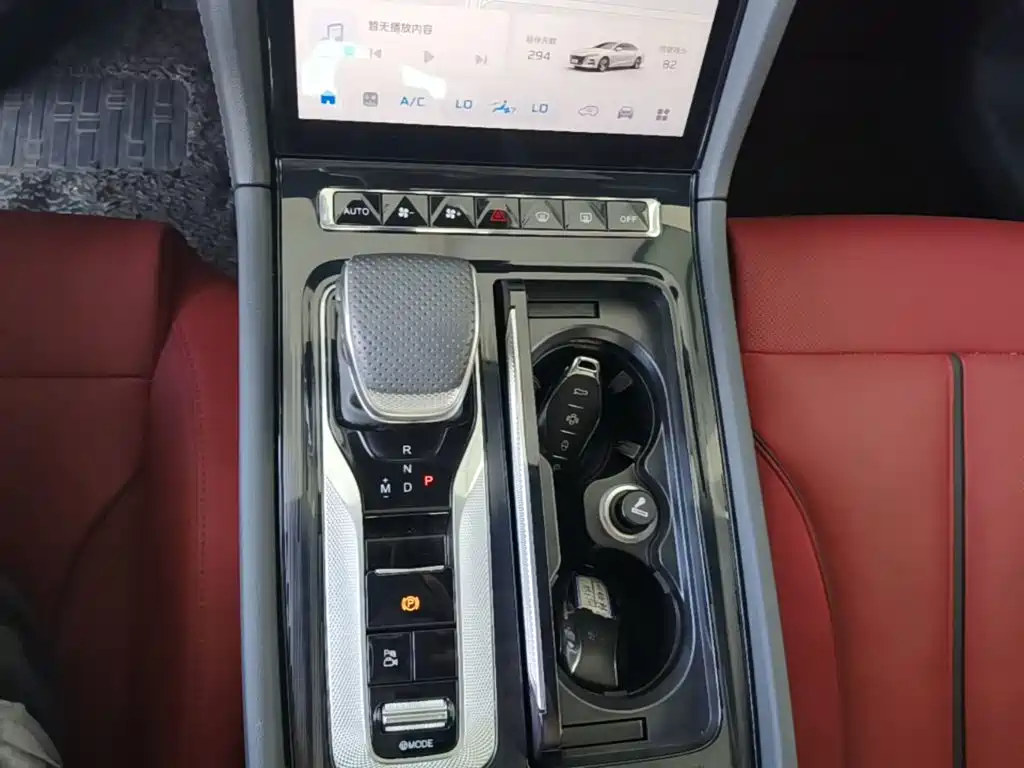 Hongqi Hongqi H6 — миниатюра 19