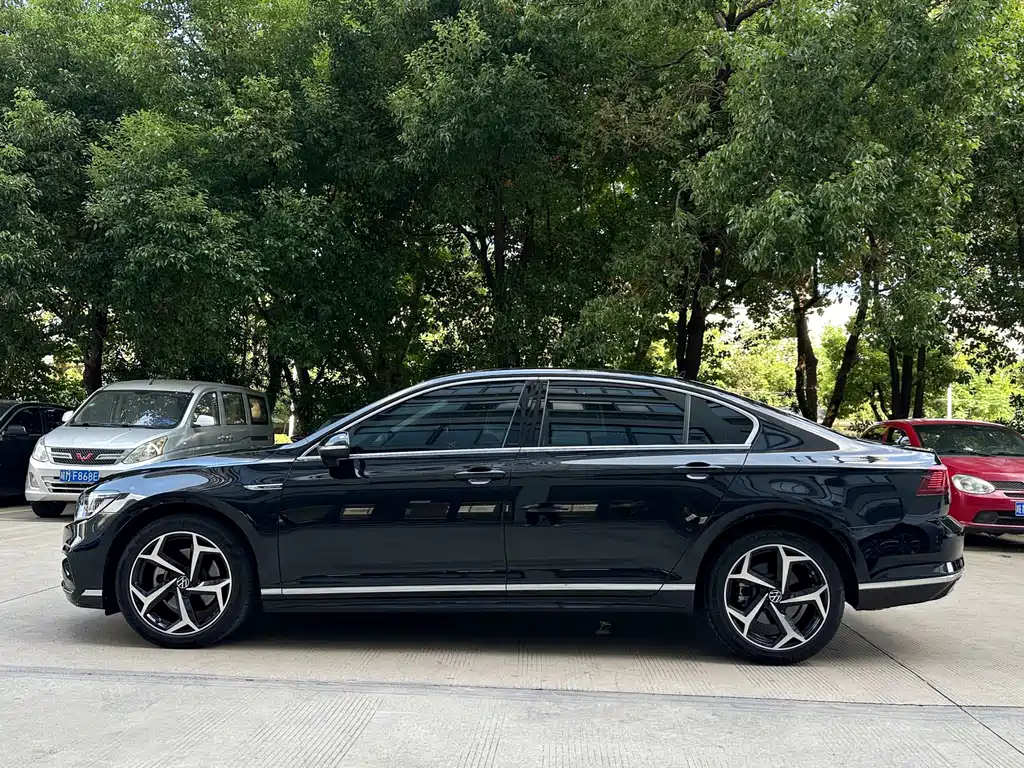 Volkswagen Magotan — миниатюра 9