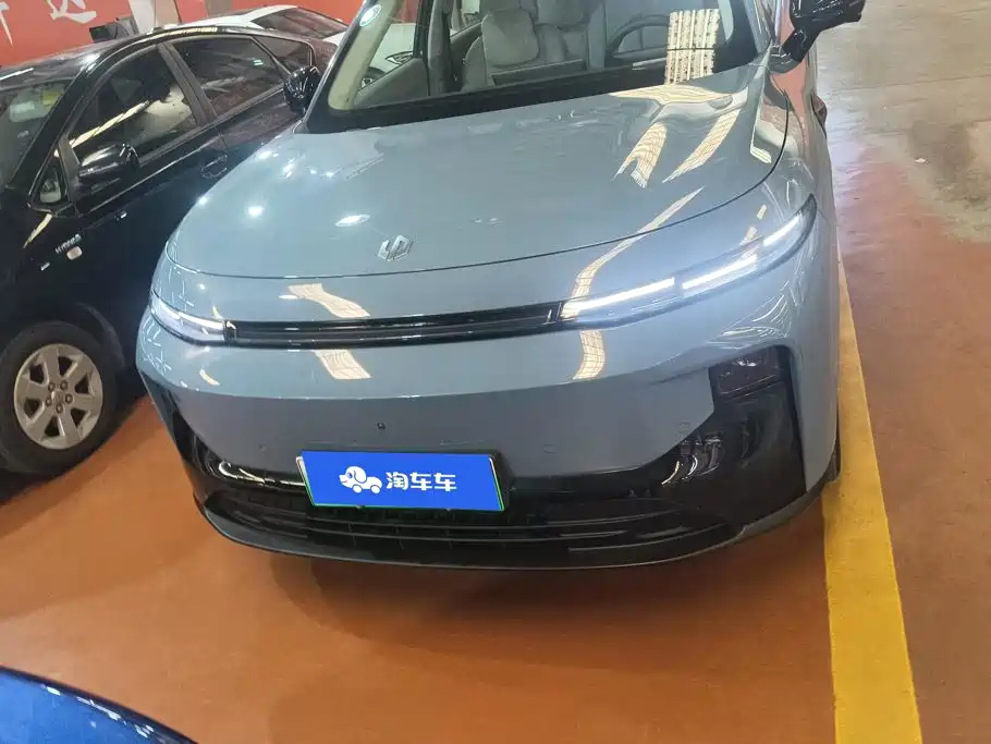 Leapmotor Leapmotor B10 — миниатюра 2
