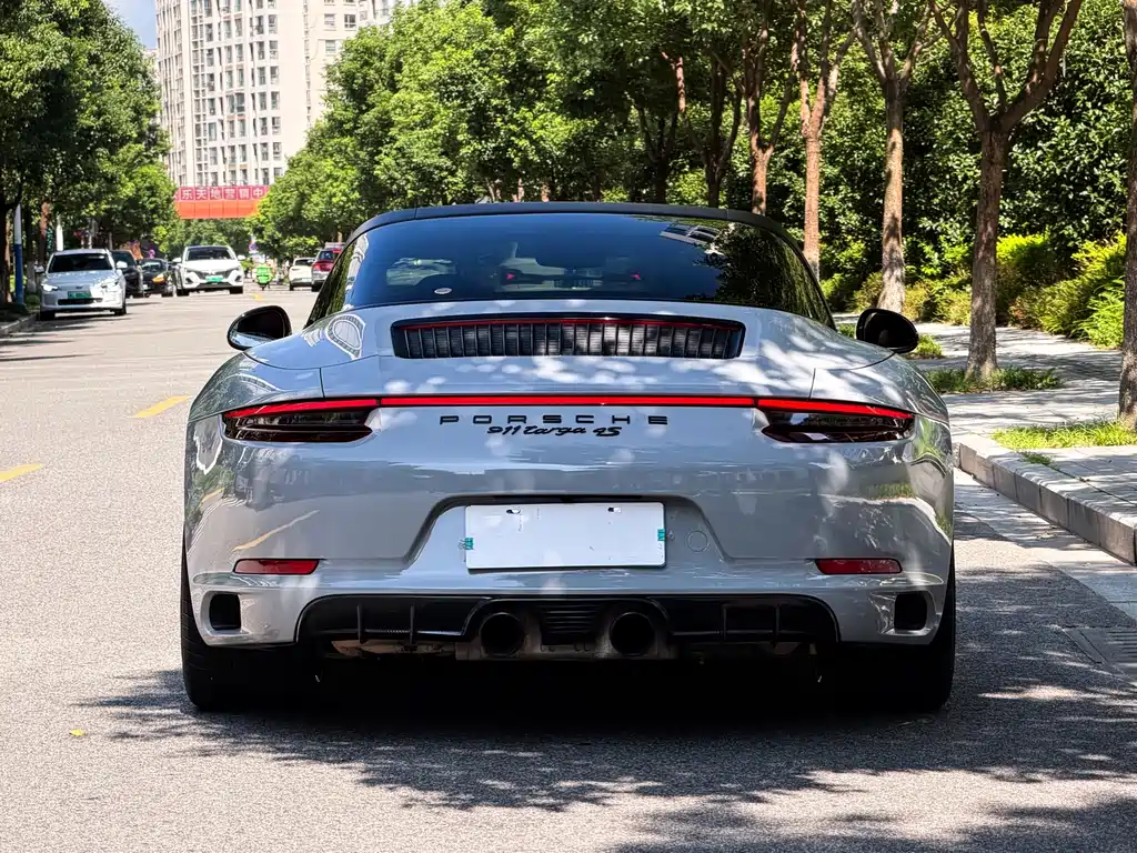 Porsche 911 — миниатюра 15