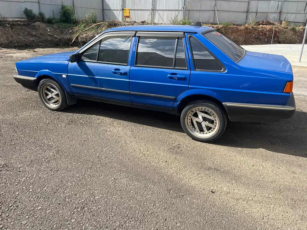 Volkswagen Santana Classic — миниатюра 8