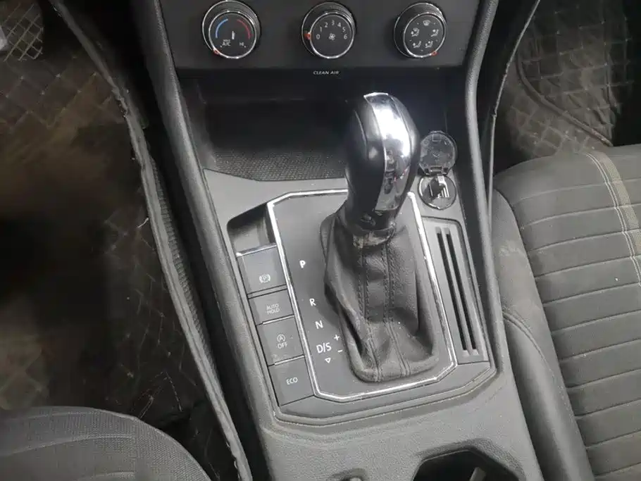 Volkswagen Lavida — миниатюра 16
