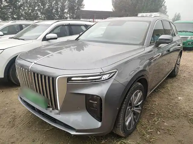 2023 Hongqi E-HS9