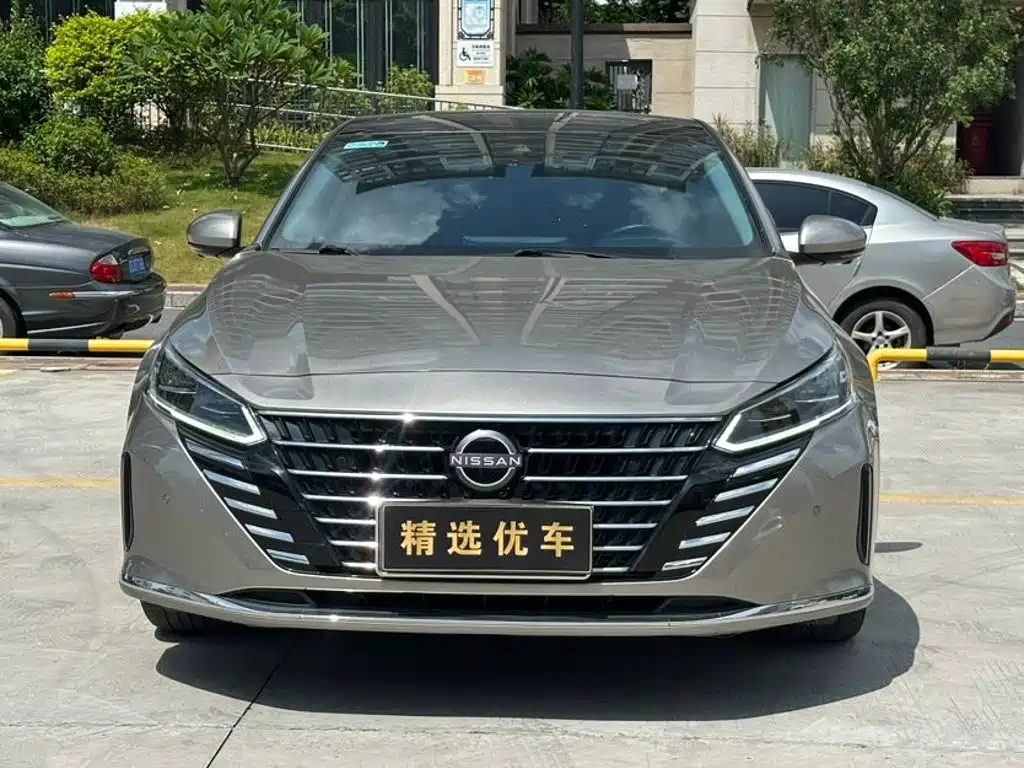 Nissan Teana