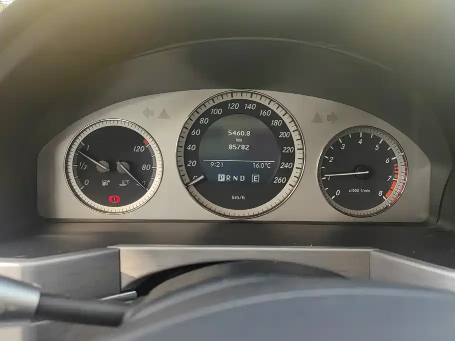 Mercedes-Benz GLK-Class (Import) — миниатюра 14