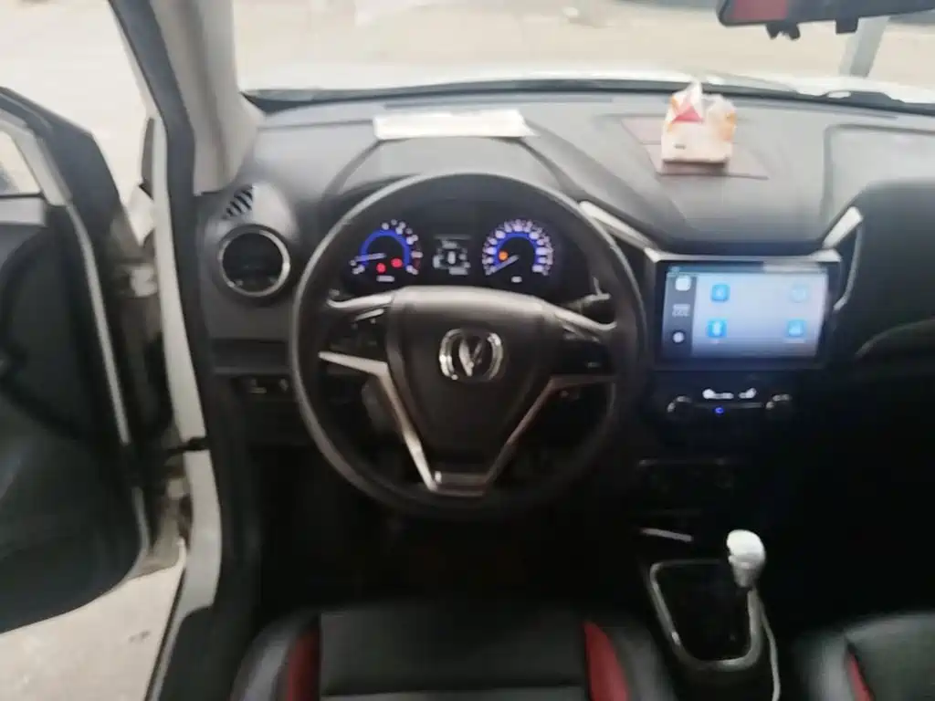 Changan CS15 — миниатюра 15