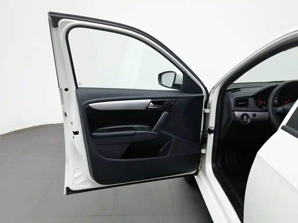 Volkswagen Gran Lavida — миниатюра 8