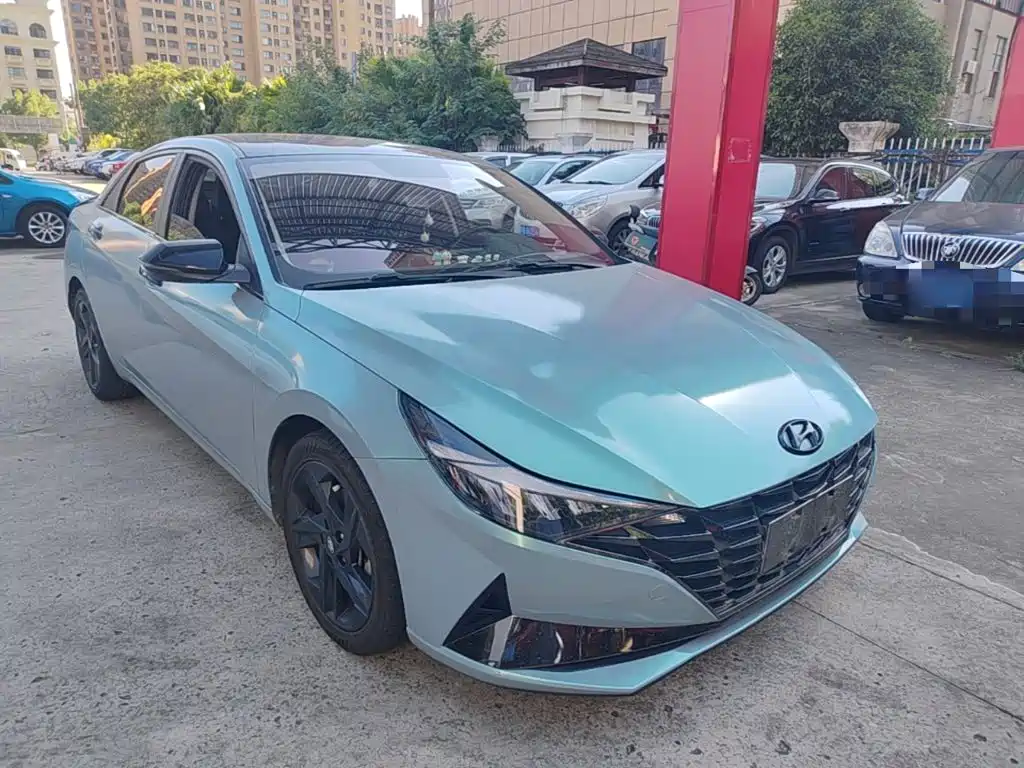 Hyundai Elantra — миниатюра 4
