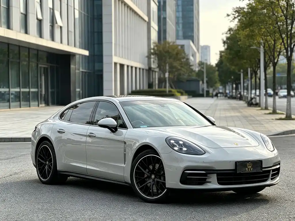 Porsche Panamera — миниатюра 3