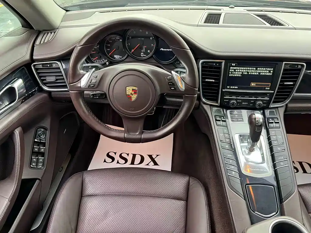 Porsche Panamera — миниатюра 6