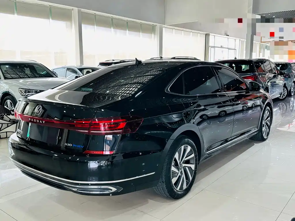 Volkswagen 帕萨特插电混动 — миниатюра 11