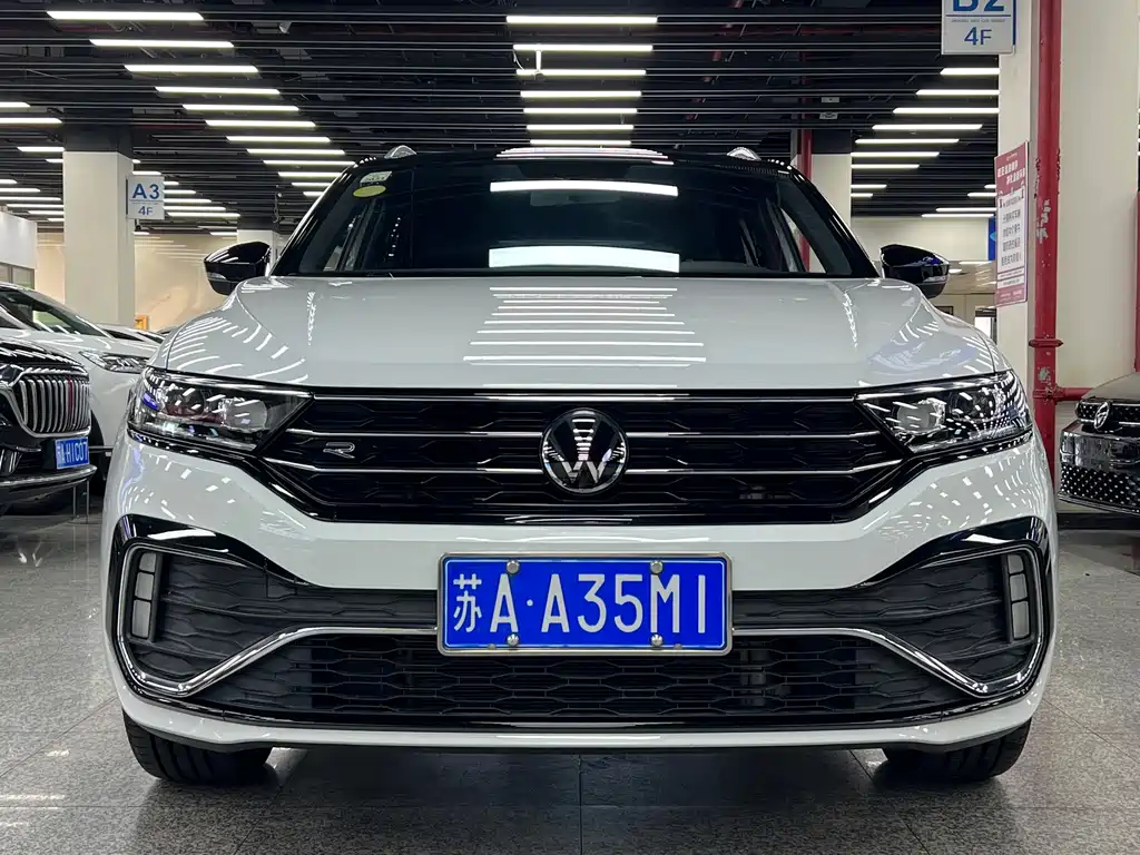 Volkswagen T-Roc — миниатюра 3