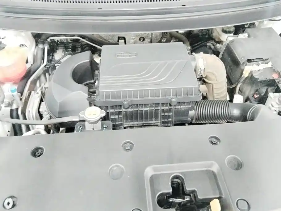 Geely Vision X3 — миниатюра 10