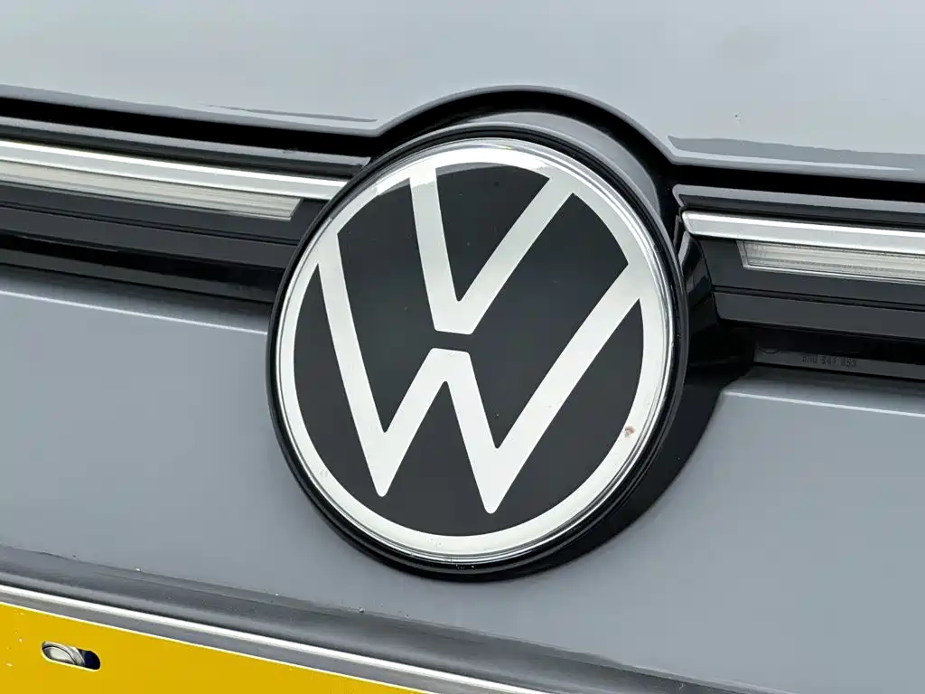 Volkswagen Golf — миниатюра 24