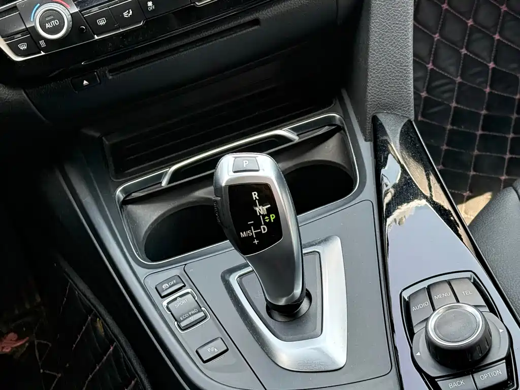 BMW 3 Series — миниатюра 7