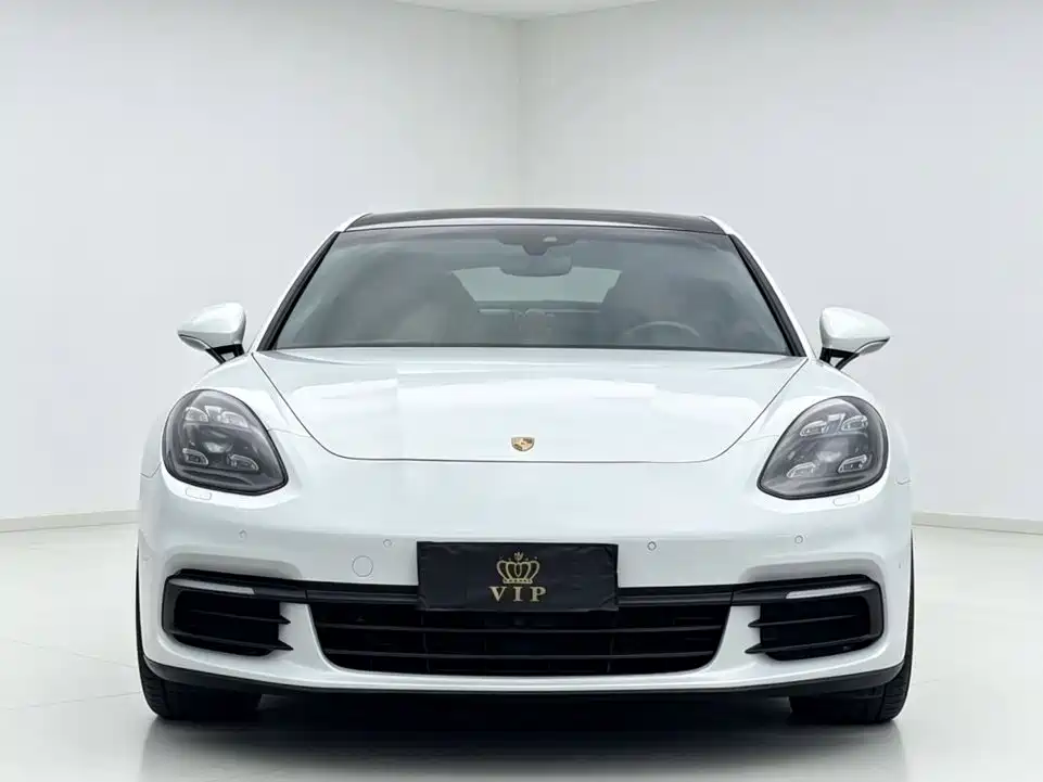 Porsche Panamera — миниатюра 2