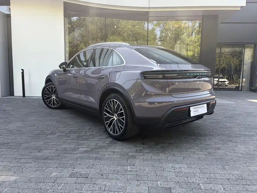 Porsche Macan EV — миниатюра 4