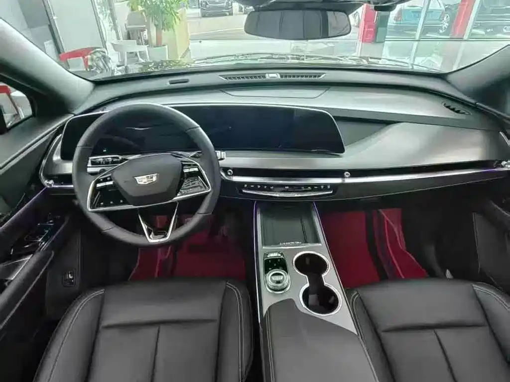 Cadillac XT5 — миниатюра 10