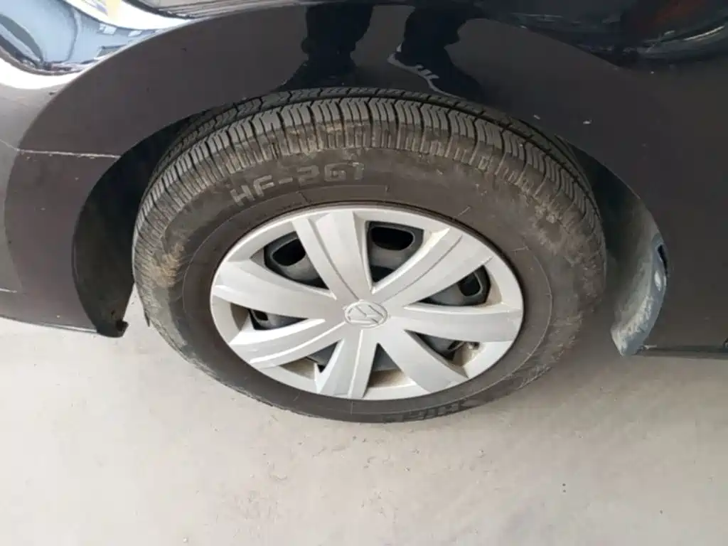 Volkswagen Jetta — миниатюра 23