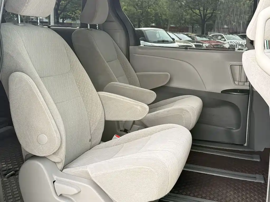 Toyota Sienna 2015 3.5L L