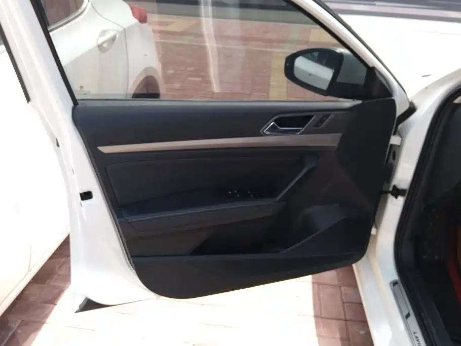 Volkswagen Lavida — миниатюра 7